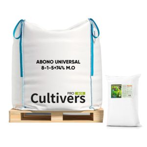 Ecological Universal Plant Fertilizer Bigbag and 20kg Bags on Pallet